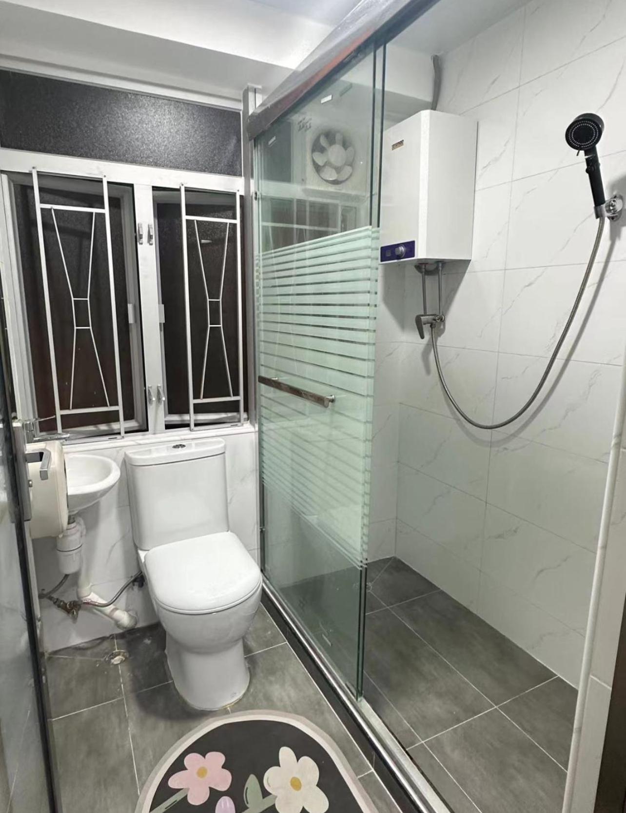Waveflo Hostel 浪花青旅 Hong Kong Bagian luar foto